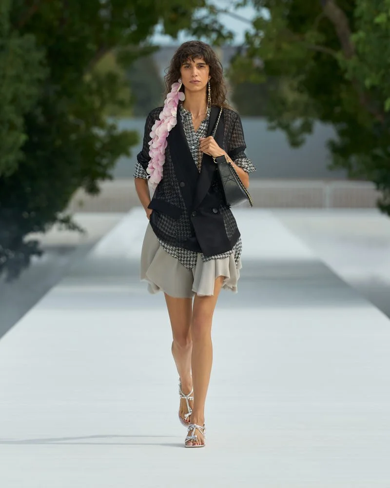 DIOR-Spring-Summer-2027-by-Jonathan-Anderson-Front-Runway-for-LE-MILE-Magazine 0.jpg