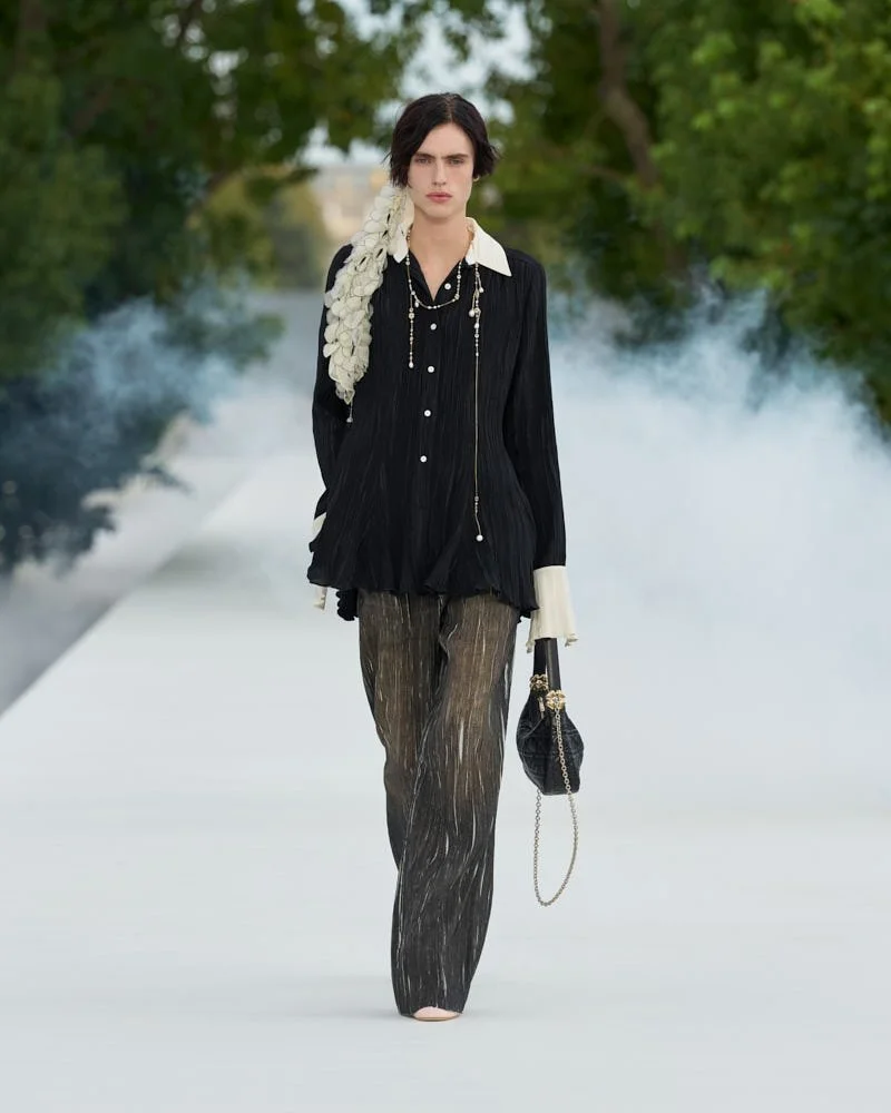 DIOR-Spring-Summer-2027-by-Jonathan-Anderson-Front-Runway-for-LE-MILE-Magazine 18.jpg