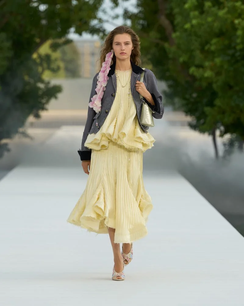 DIOR-Spring-Summer-2027-by-Jonathan-Anderson-Front-Runway-for-LE-MILE-Magazine 21.jpg