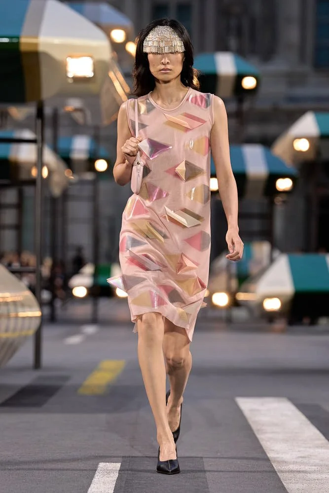 Louis-Vuitton-Womens-Spring-Summer-2027-Show-Collection-for-LE-MILE-Magazine-looks- 12.jpg