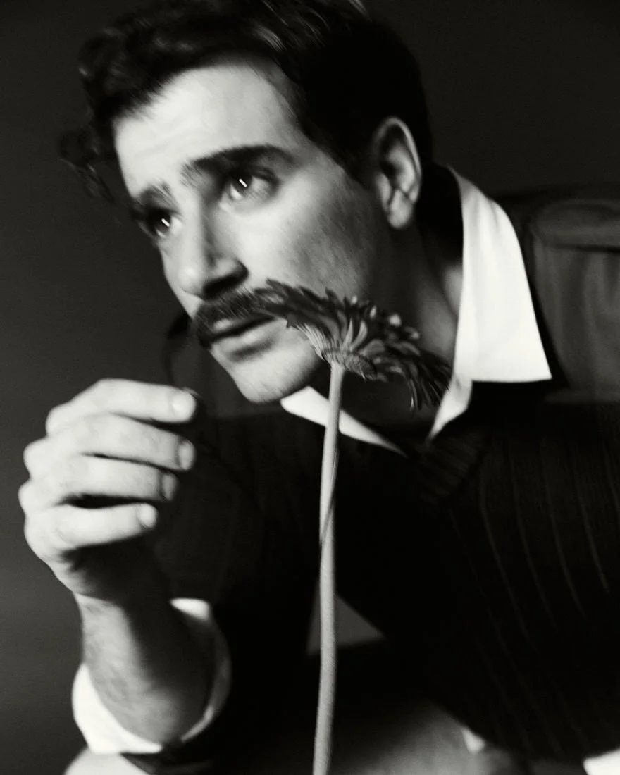 LE MILE MAGAZINE Giulio Ugolini podcast Dillo a Giulio photo by Cosimo Buccolieri total look PRADA