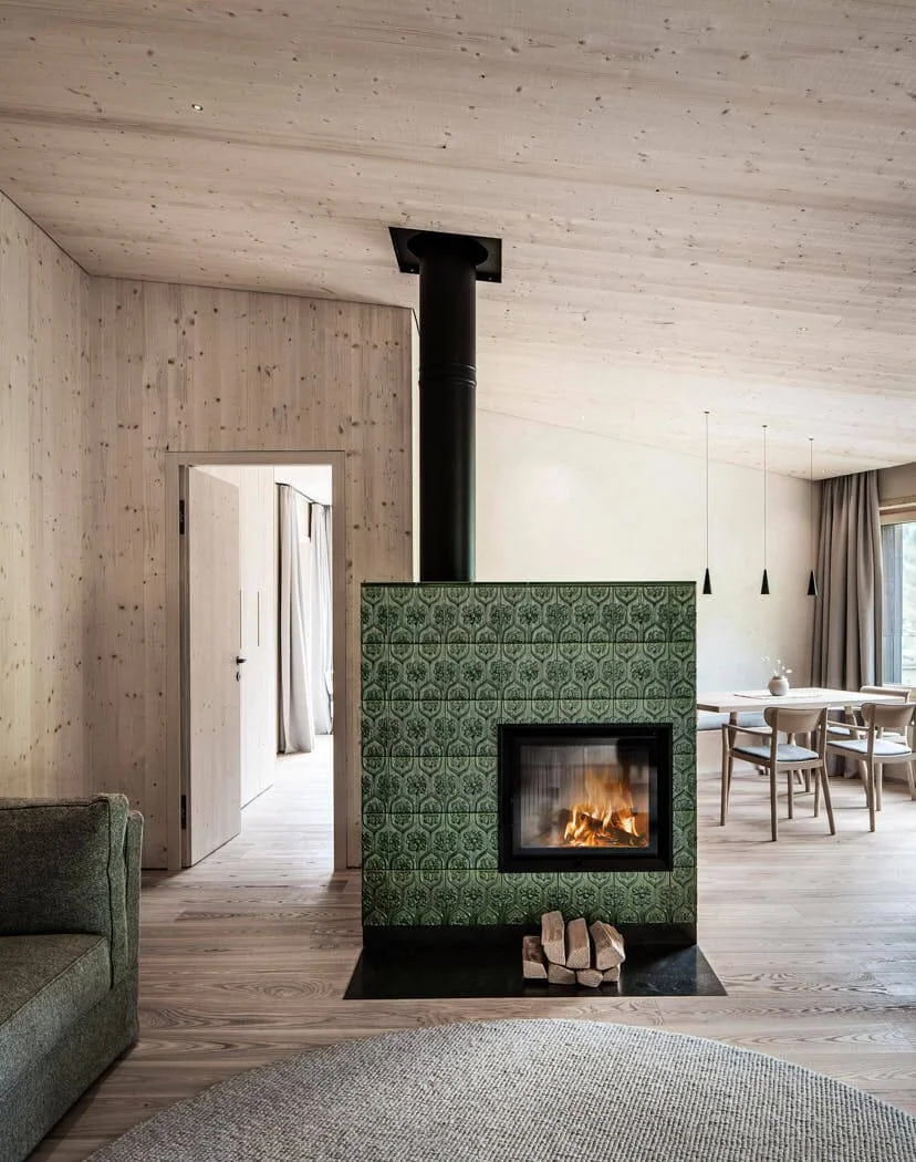 Moar Gut Family Resort GROSSARL suite chimney photo Albrecht Schnabel LE MILE Magazine