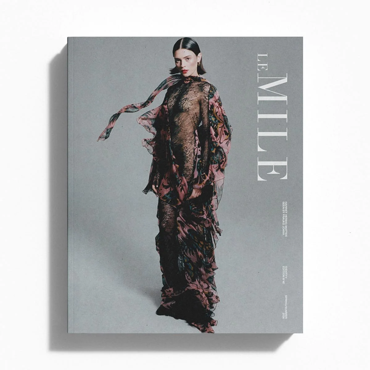LE-MILE-MAGAZINE-IDENTITY-40-SS26-COVER-HARRIET-HERBIG-MATTEN.jpg