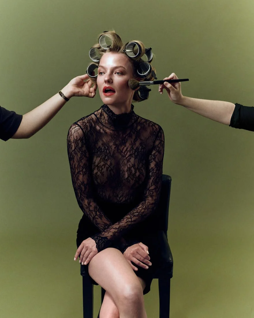 LE MILE Magazine ROOS ABELS Interview and SS26 Fashion Editorial Roos wears a total look by VALENTINO
