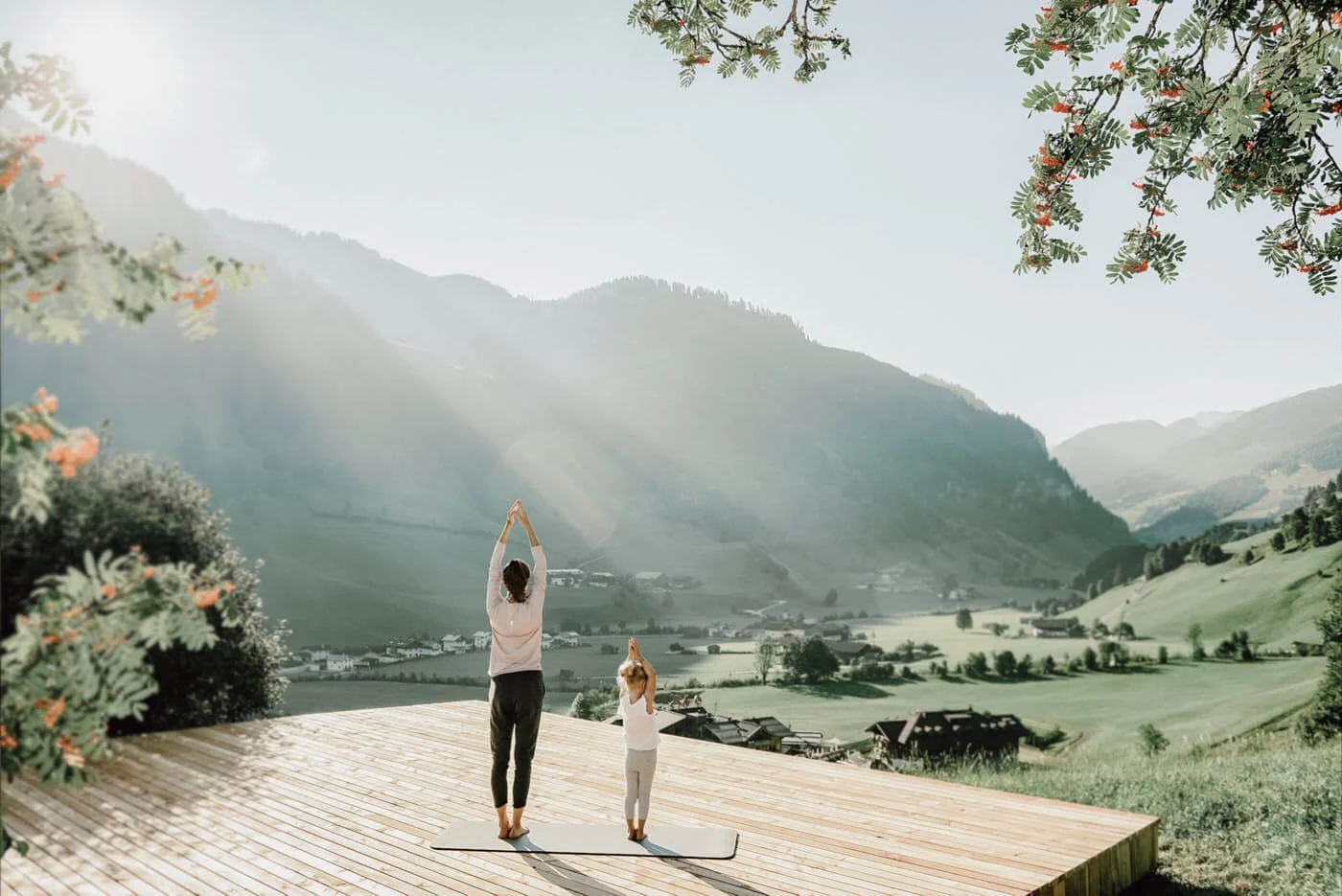 Moar Gut Family Resort GROSSARL Yoga mother and daughter photo Moar Gut LE MILE Magazine