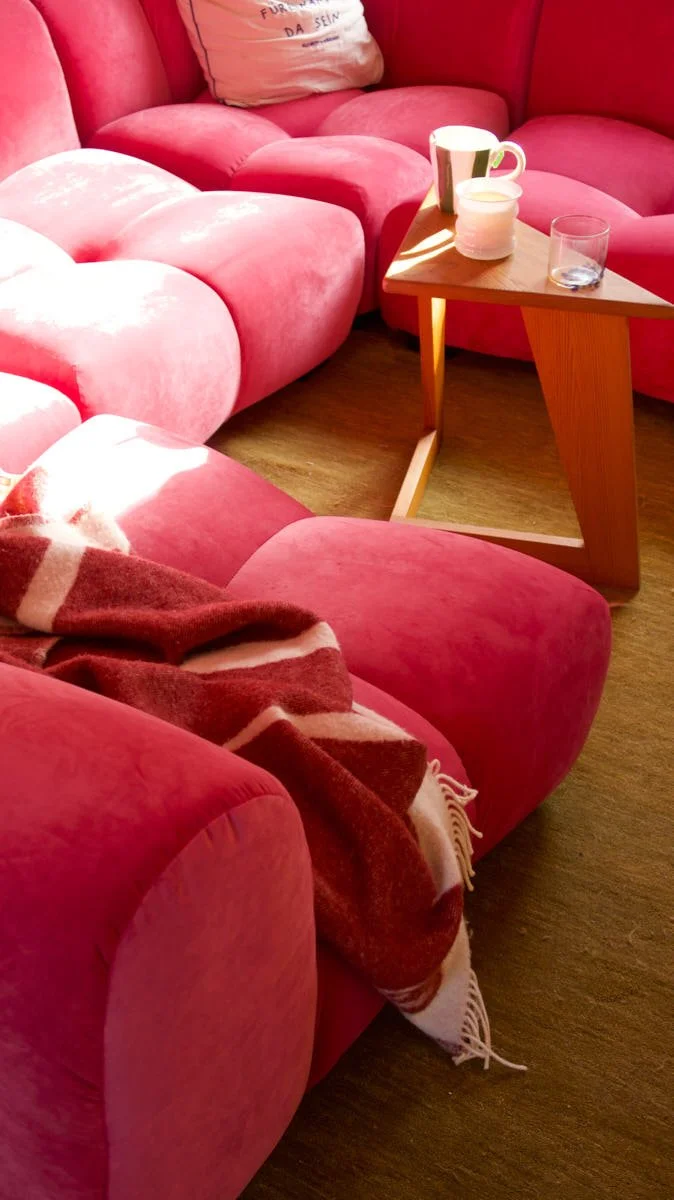 Sweef Modular Sofa LE MILE Magazine Dromedaren red