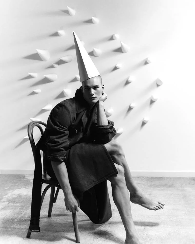 Samuel Watson by Cosimo Buccolieri for OFFLINE Issue 39 LE MILE Magazine Alban E. Smajli Sam wears a total look by PRADA