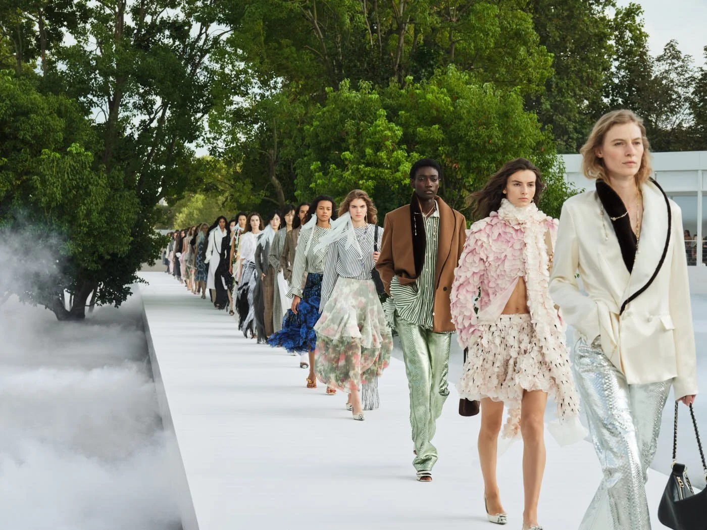 DIOR Spring Summer 2027 by Jonathan Anderson Front Runway for LE MILE Magazine Final photo by ADRIEN DIRAND
