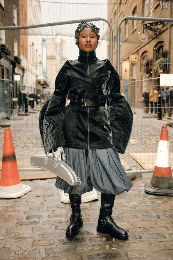 London Fashion Week Street Style LFW AW26 Copyright Ian Kobylanski LE MILE Magazine Outside The Shows