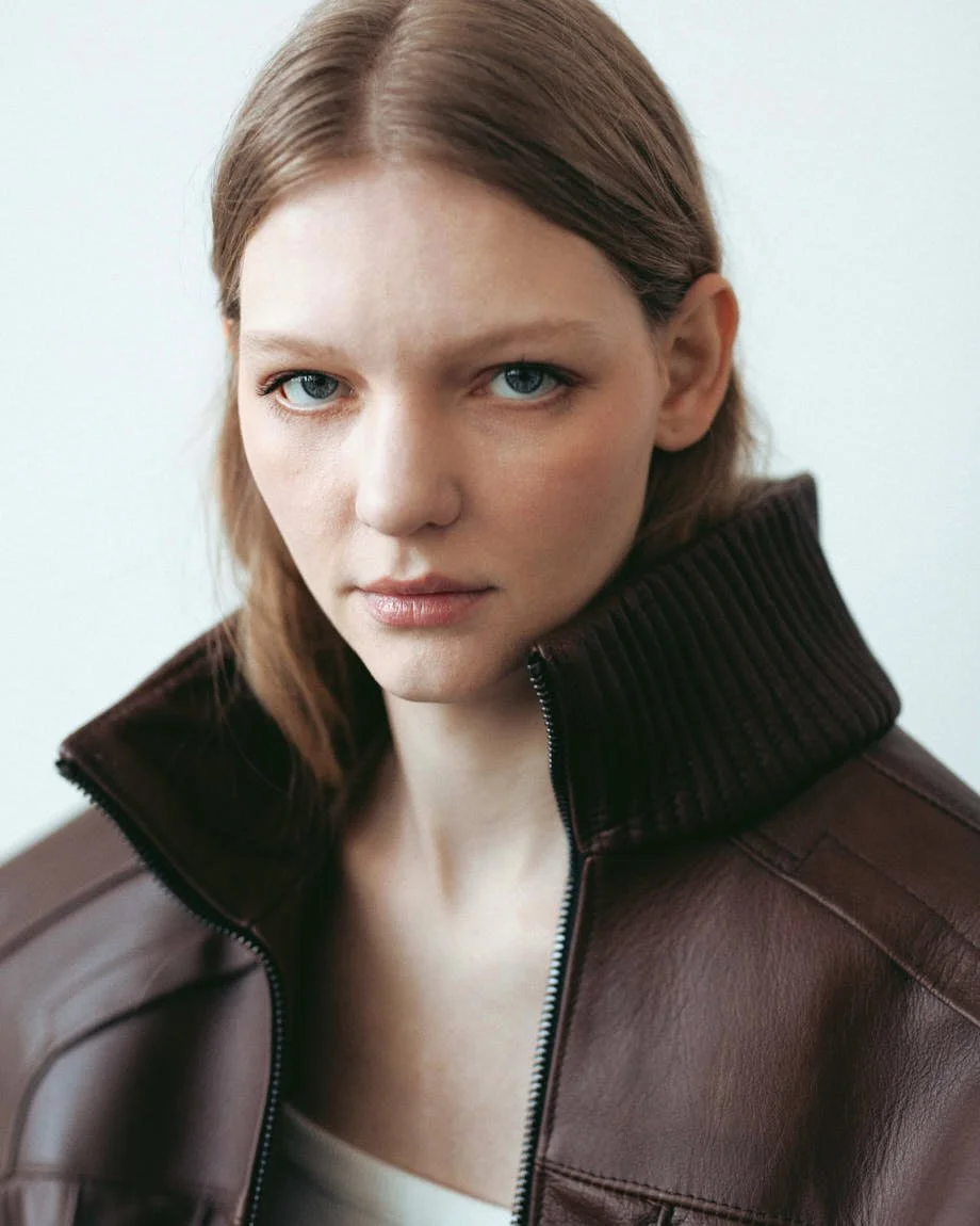 White Milano 2026 LE MILE Magazine photo Matteo D’Agostino jacket BATAKOVIC tank top MISENITHE