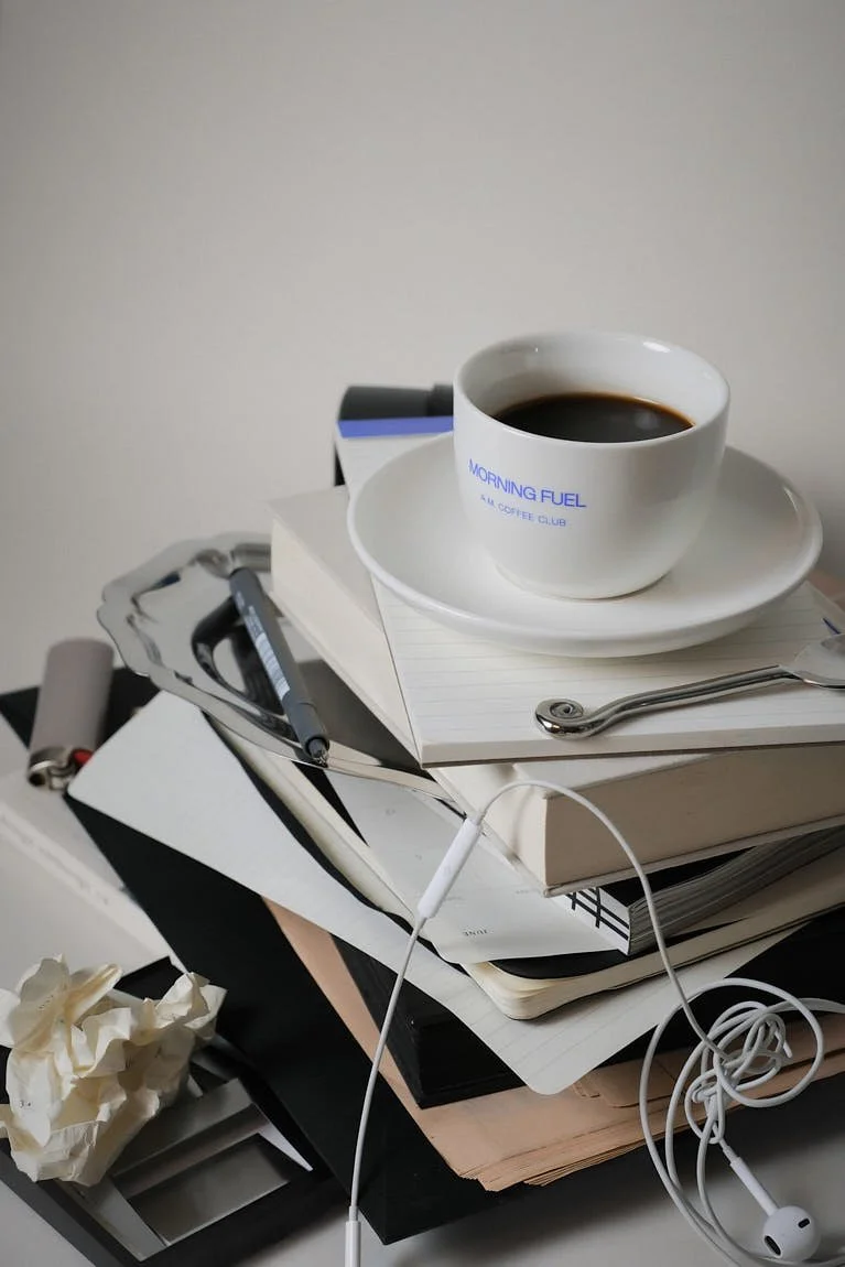 LE MILE Magazine SOOS Atelier Morning Fuel Cup A ceramic cup and saucer for the morning coffee moment, simple in form and made for daily use.