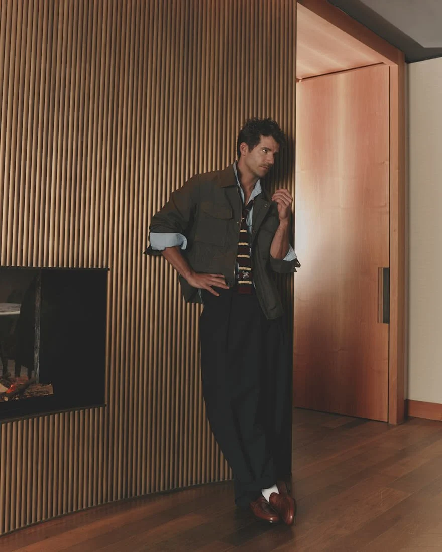 Taylor Phillips LE MILE Magazine Digital Cover SS26 Taylor wears a jacket by LOUIS VUITTON, shirt by CELINE, pants by DSQUARED2, shoes by CHURCH’S and tie by ETRO