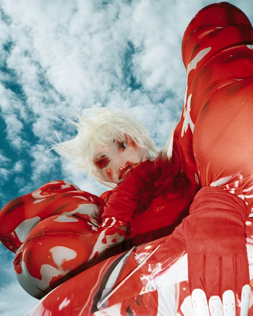 Grebnellaw photographed by Daniil Kudriavtcev for LE MILE Magazine Artist´s Interview