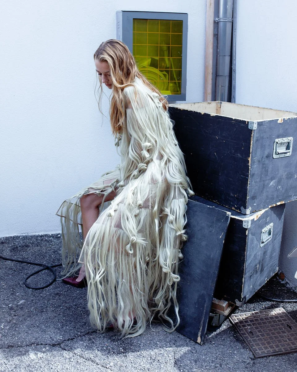 WHITE MILANO September 2026 edition model Elly Merkl photo by Matteo D’Agostino for LE MILE Magazine Elly wears a total look by KIMHEKIM