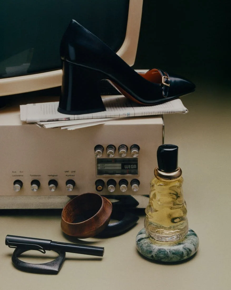 Luxury Niche Beauty Products Maciek Miloch Le Mile Magazine Offline Issue 39 scent DÉJÀ MINUIT by BOTTEGA VENETA pump CHLOÉ bracelet ISABEL MARANT