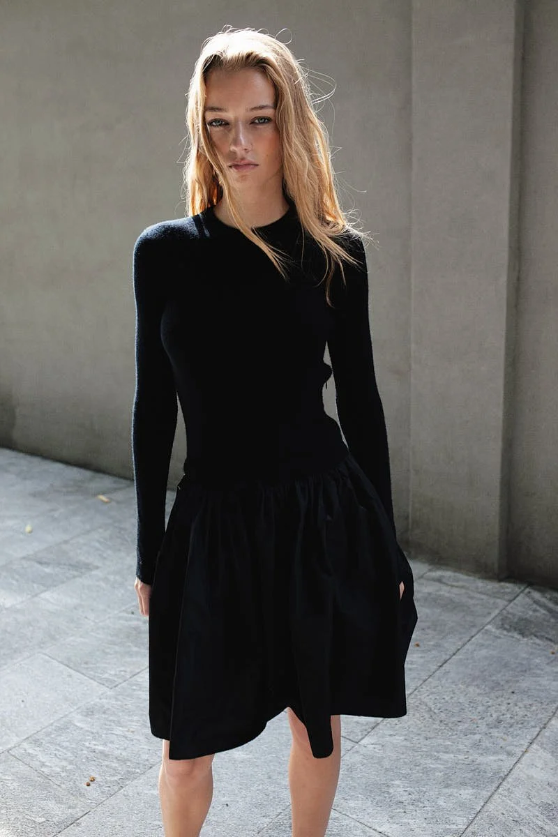 WHITE MILANO September 2026 edition model Elly Merkl photo by Matteo D’Agostino for LE MILE Magazine Elly wears a total look by KIMHEKIM