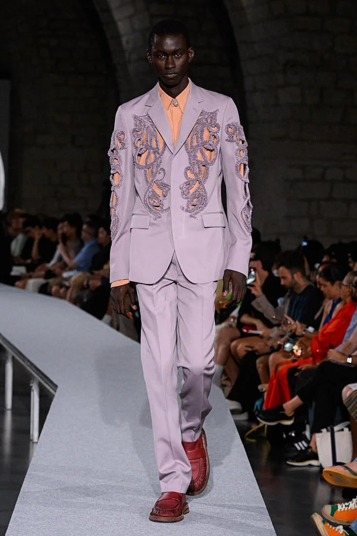 TAAKK SS27 Paris Fashion Week Review LE MILE Magazine lila suit