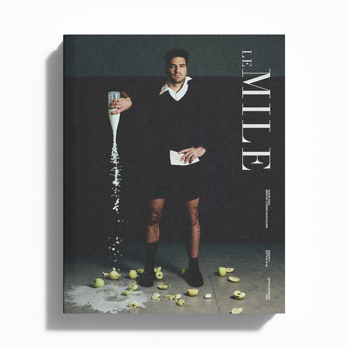 LE-MILE-MAGAZINE-IDENTITY-40-SS26-COVER-ALVISE-RIGO.jpg