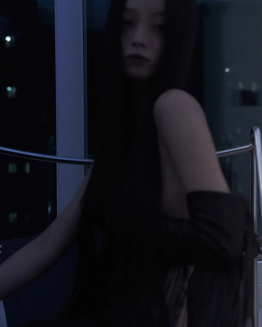 Ludovic de Saint Sernin Zara Leather Chair LE MILE Magazine Chen Zi wears gloves by SPORTMAX