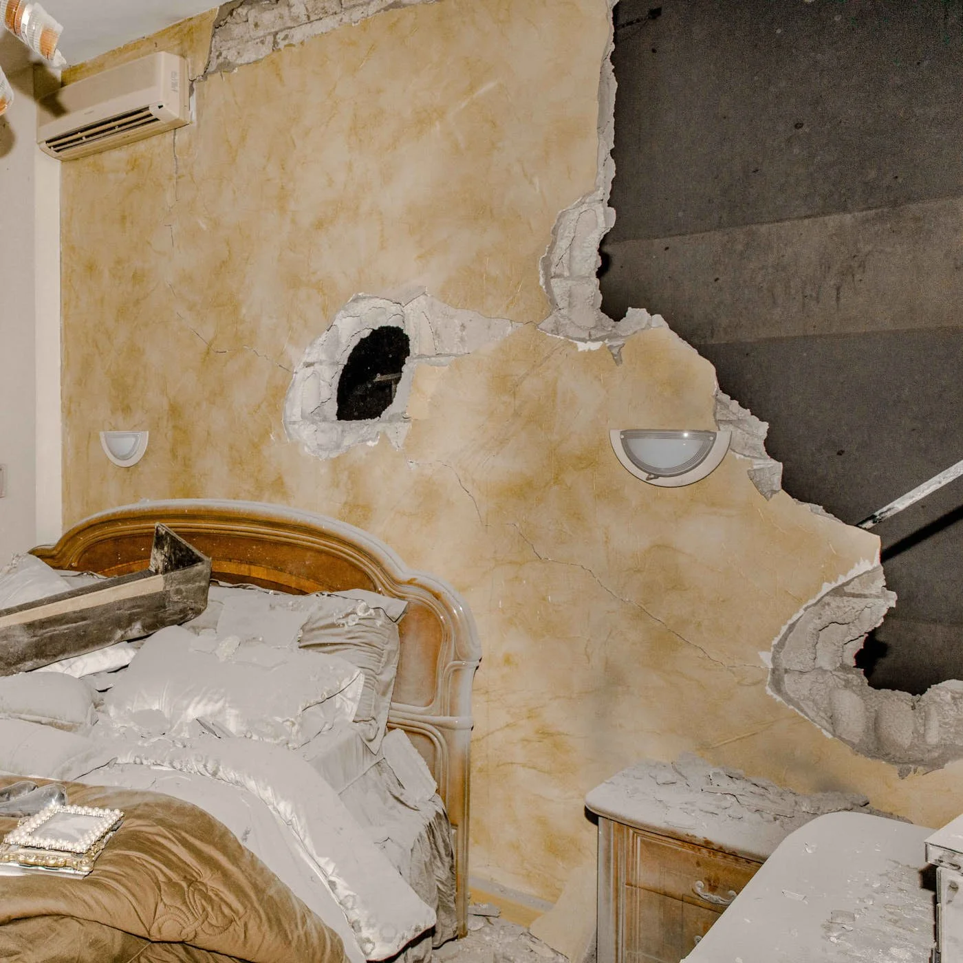 Ongoing War, 2024 photographed by Myriam Boulos LE MILE Magazine