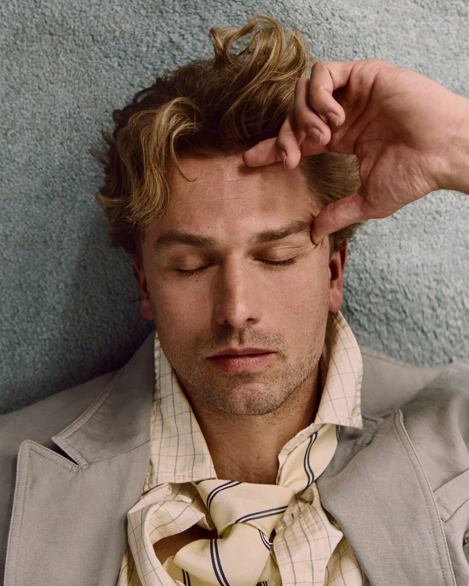 LE MILE Magazine James Yates GANT SS26 Digital Cover James wears a total look by GANT