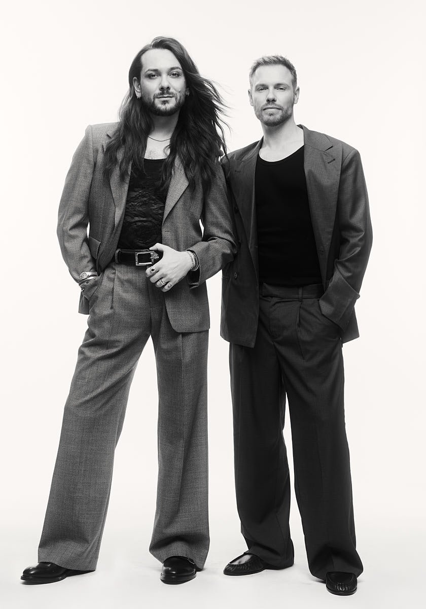 Printed fashion and beauty editorial featuring Riccardo Simonetti and Florian Ferino in LE MILE Magazine N°41, DÉJÀ-VU, with Kérastase.