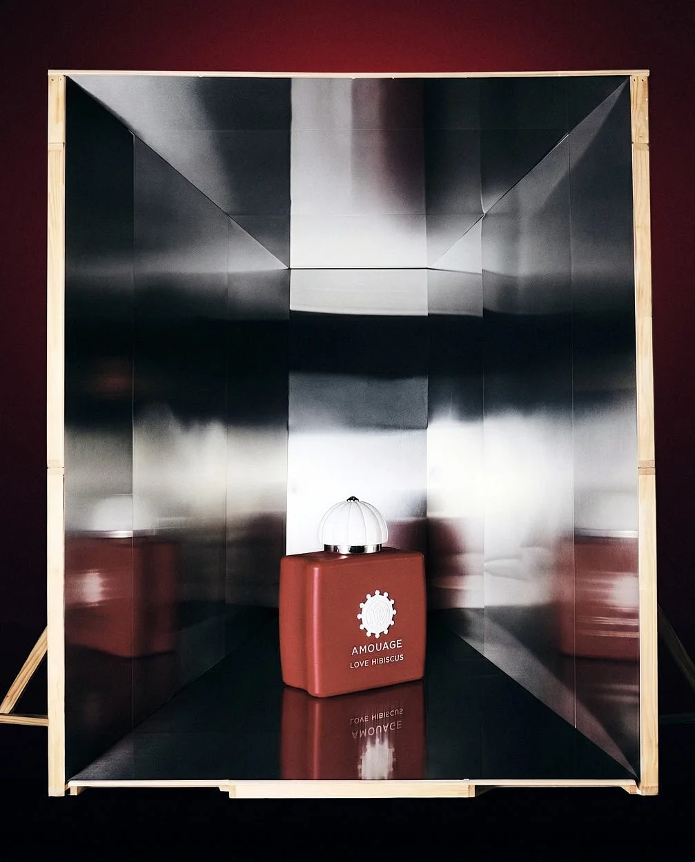 AMOUAGE Love Hibiscus perfume featured by LE MILE Magazine