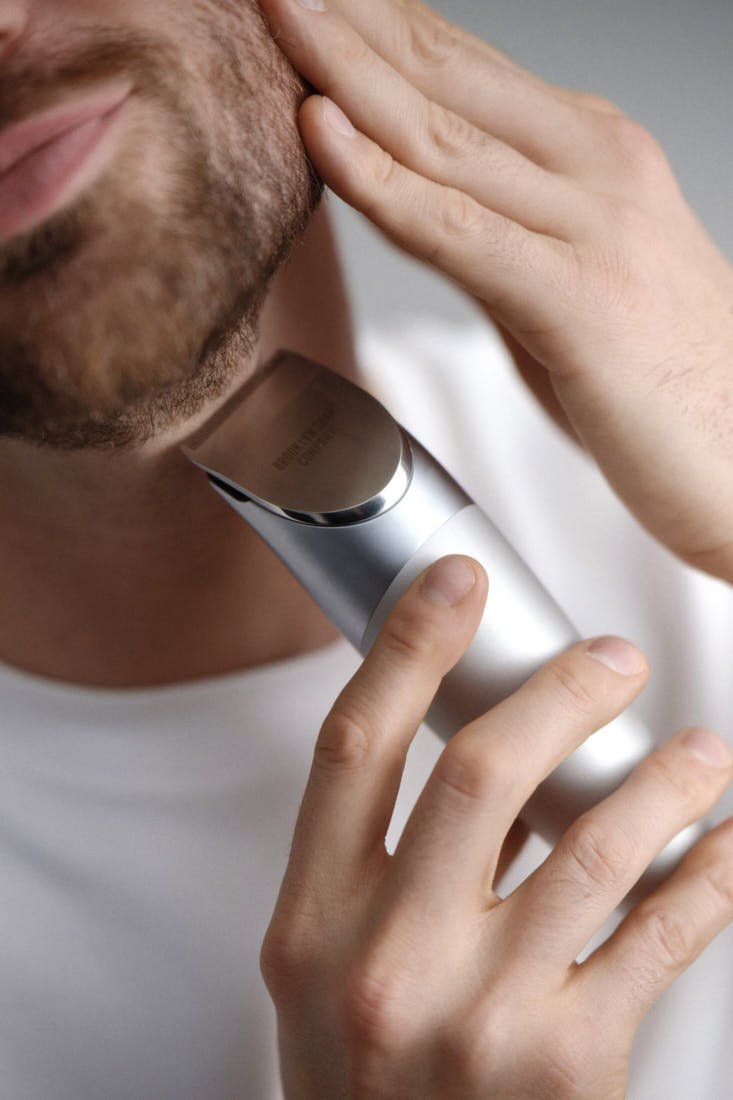 Brooklyn Soap Company Brooklyn Blade Pro product full LE MILE Magazine male model shaving with trimmer