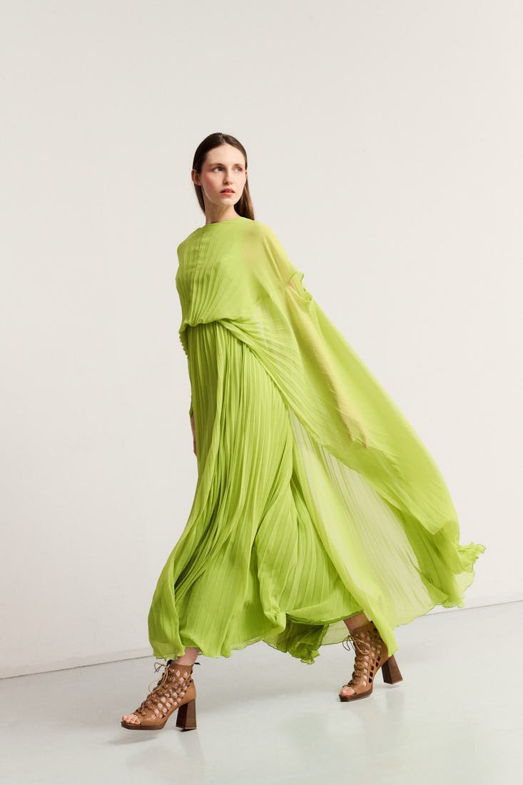 AGAZI High Heels Dance Your Way Toffi LE MILE Magazine