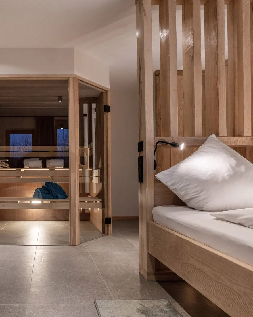 FORSTGUT Bavaria Chalets Suites Interior Suite with Sauna LE MILE Magazine