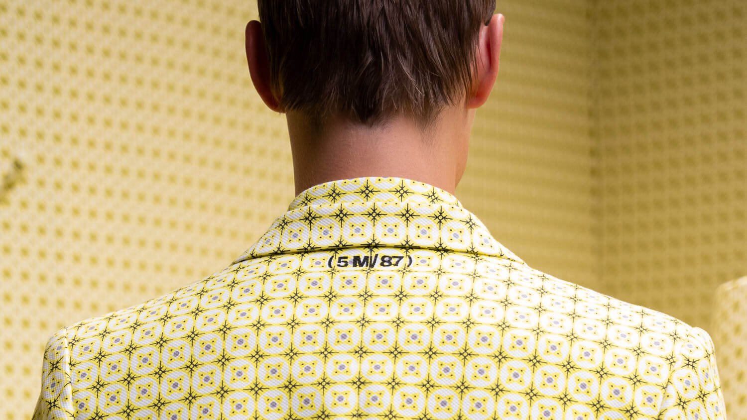 brand (1/1)SAMPLE by designer Jakob Wirtz interview with Klaas Hammer for LE MILE Magazine yellow suit