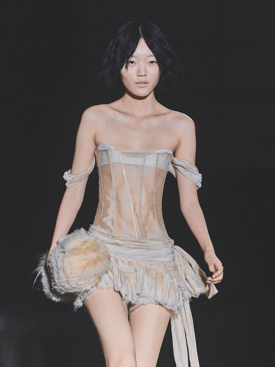 LE MILE Magazine Berlin Fashion Week SS27 editor Klaas Hammer photo Nicolai Sauer Brand Unvain runway