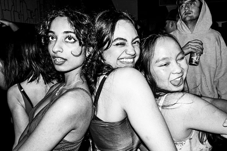 _1040786 copy 2.jpg