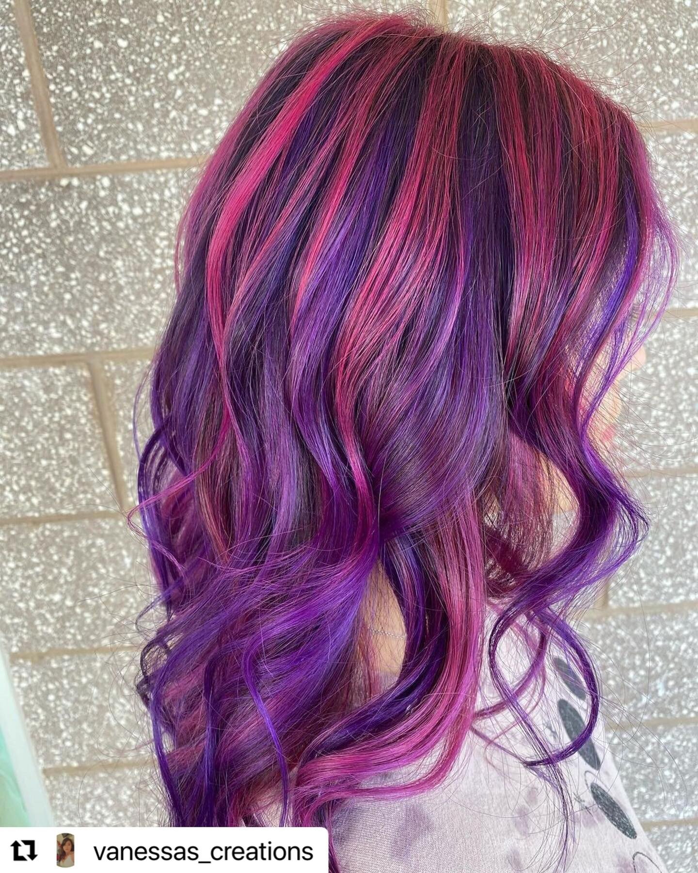 #Repost @vanessas_creations 
・・・
Talk about a refresh 😏😅 Pink Purple fusion ✨
&bull;
&bull;

#paulmitchell #pmtakehome #oldsmar #oldsmarsalon #oldsmarstylist #stylist #haircut #haircolor #balayage #blonde #barber #menscut #style #vegansalon #austin