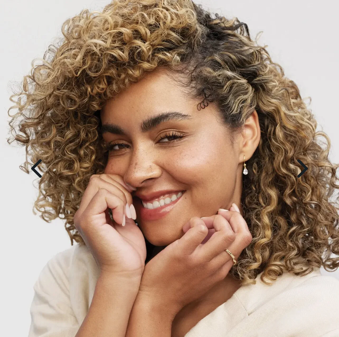 CF76A408-5D70-4413-80B8-94D43767BEAB