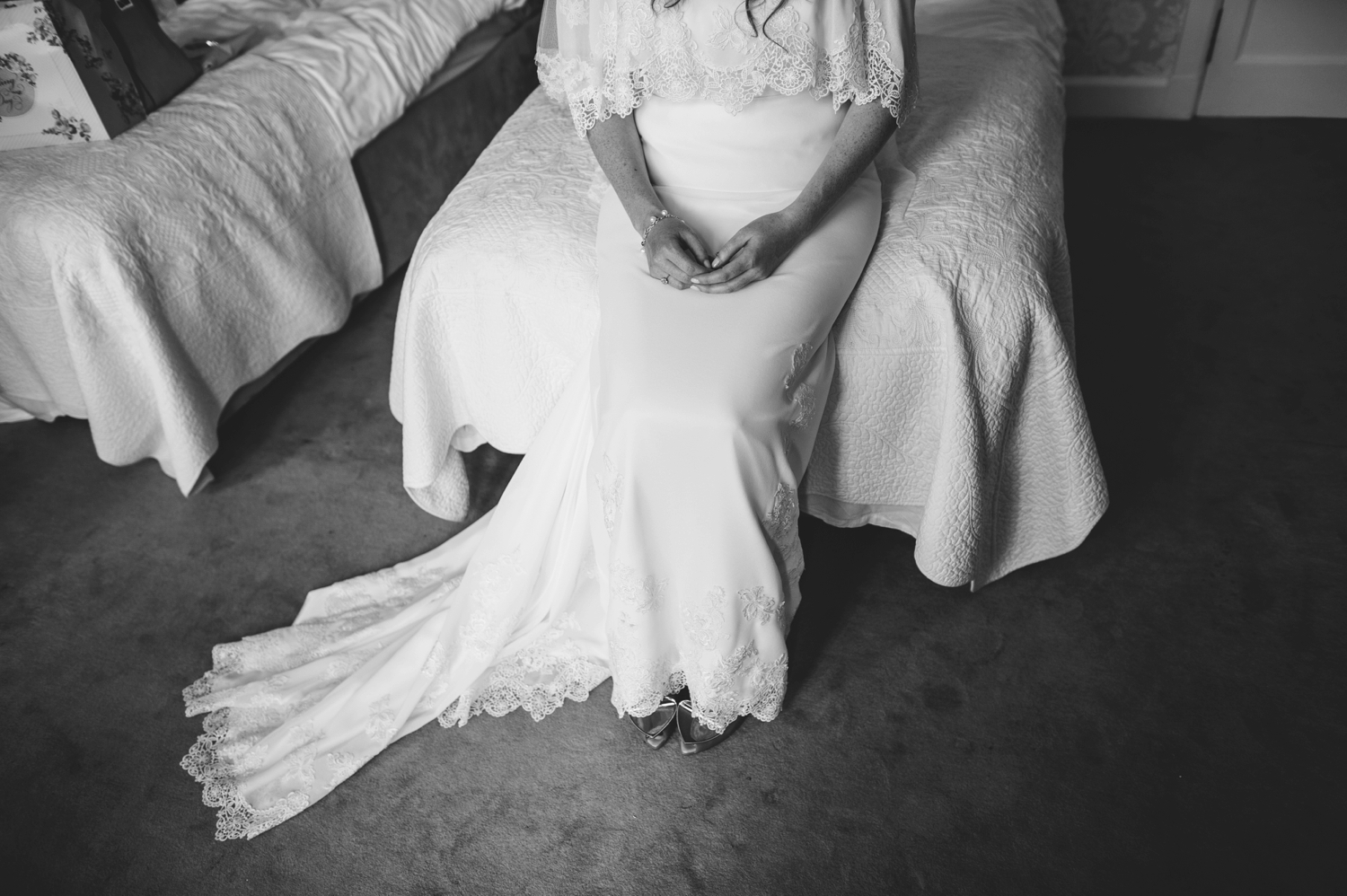 020-lisa-devine-photography-alternative-creative-wedding-photography-glasgow-scotland-uk.JPG