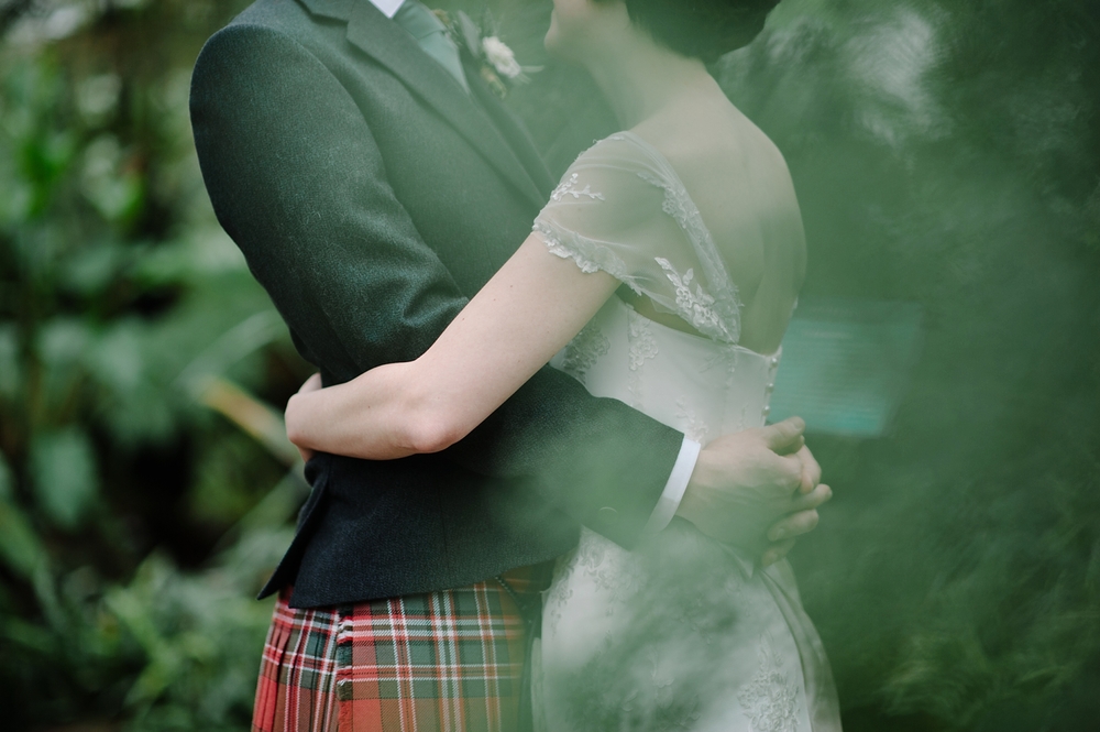 304-katy+gary-2014.jpg-lisa-devine-photography-alternative-creative-wedding-photography-glasgow-scotland-uk.JPG