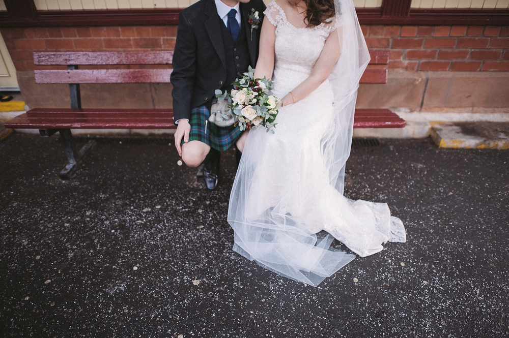 1429-lisa-devine-photography-alternative-stylish-creative-wedding-photography-glasgow-scotland-uk.JPG