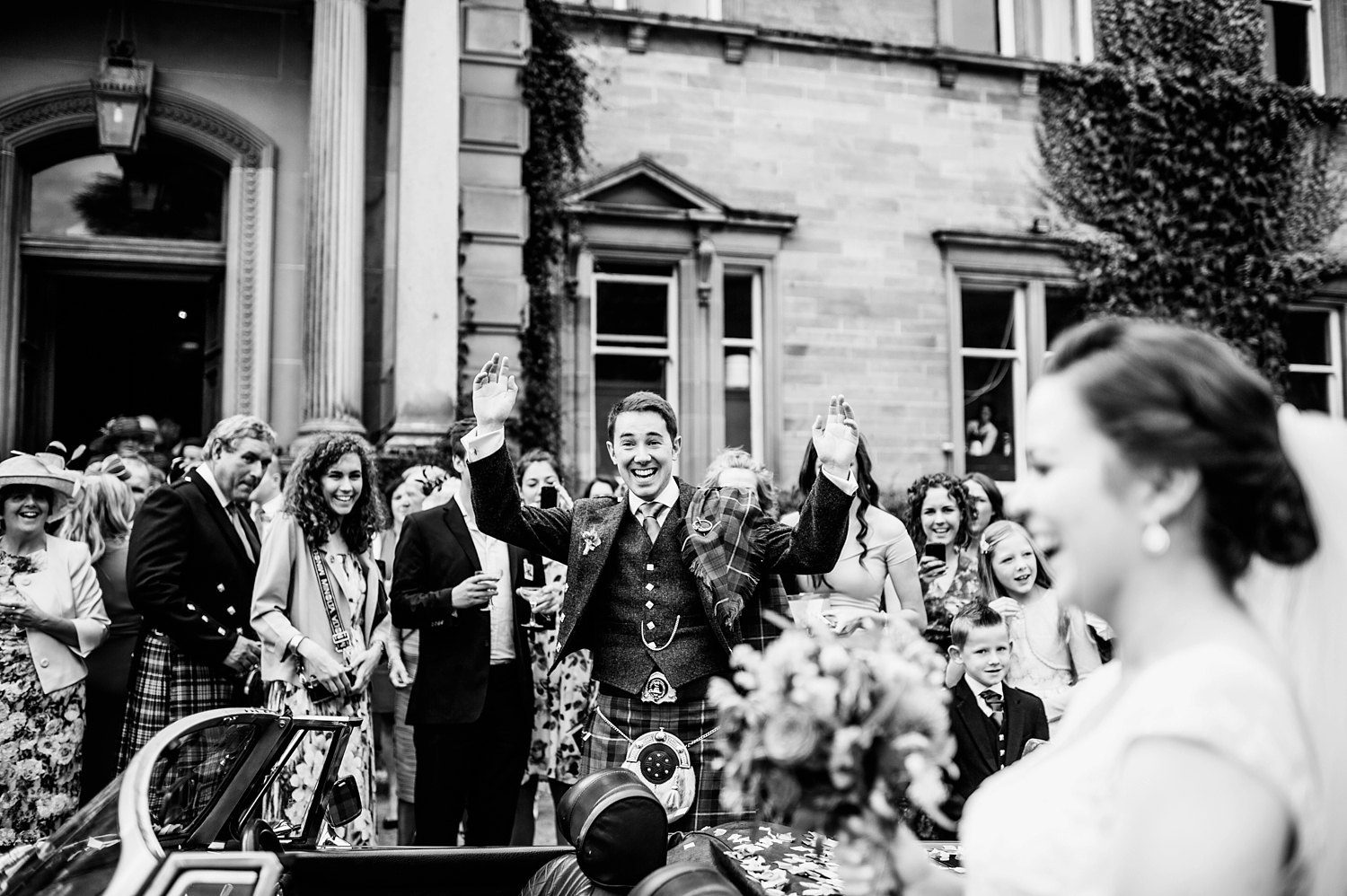 4781-lisa-devine-photography-alternative-stylish-creative-wedding-photography-glasgow-scotland-uk.JPG