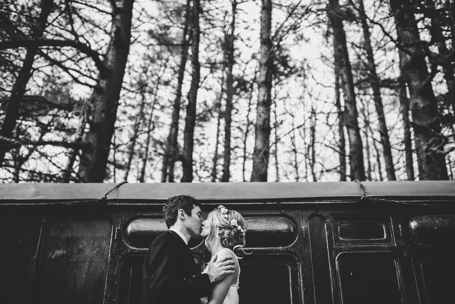 0105-LISA_DEVINE_PHOTOGRAPHY_ALTERNATIVE_WEDDING_PHOTOGRAPHY_SCOTLAND.JPG