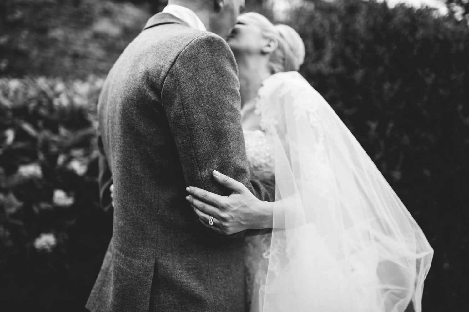 0145-LISA_DEVINE_PHOTOGRAPHY_ALTERNATIVE_WEDDING_PHOTOGRAPHY_SCOTLAND.JPG