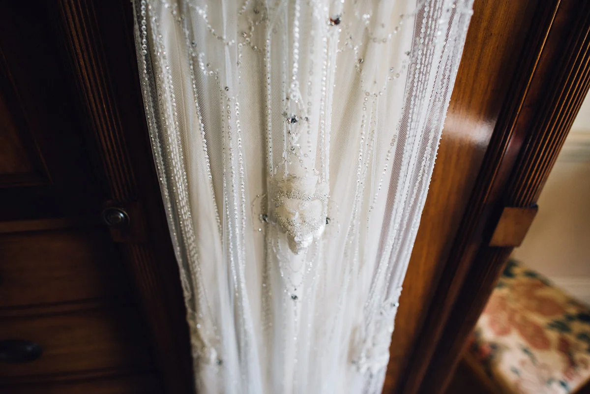 0012-LISA_DEVINE_PHOTOGRAPHY_ALTERNATIVE_WEDDING_PHOTOGRAPHY_SCOTLAND_WALCOT_HALL_SHROPSHIRE.JPG
