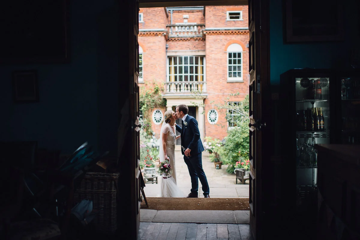 0070-LISA_DEVINE_PHOTOGRAPHY_ALTERNATIVE_WEDDING_PHOTOGRAPHY_SCOTLAND_WALCOT_HALL_SHROPSHIRE.JPG