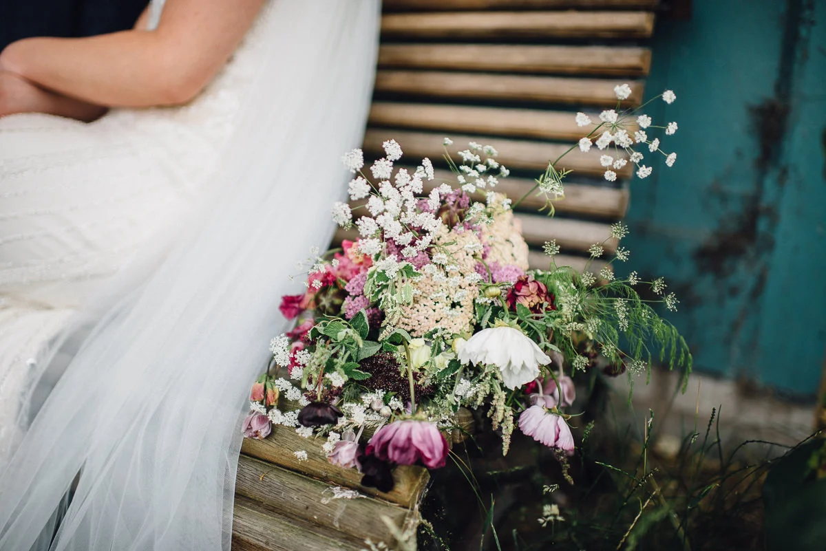 0091-LISA_DEVINE_PHOTOGRAPHY_ALTERNATIVE_WEDDING_PHOTOGRAPHY_SCOTLAND_WALCOT_HALL_SHROPSHIRE.JPG