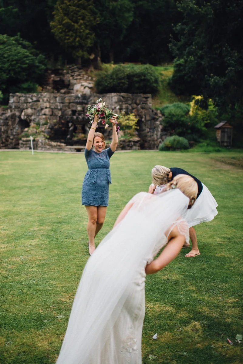 0105-LISA_DEVINE_PHOTOGRAPHY_ALTERNATIVE_WEDDING_PHOTOGRAPHY_SCOTLAND_WALCOT_HALL_SHROPSHIRE.JPG