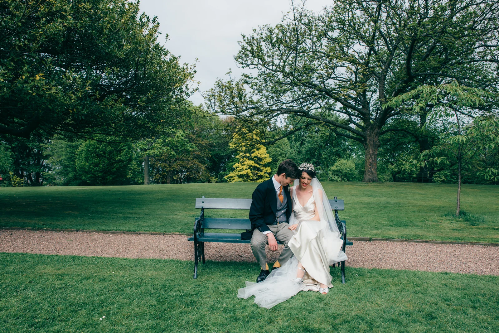 0287-LISA_DEVINE_PHOTOGRAPHY_ALTERNATIVE_WEDDING_PHOTOGRAPHY_SCOTLAND_THE_NEW_CLUB_CANONGATE_CHURCH_WEDDING_EDINBURGH.JPG