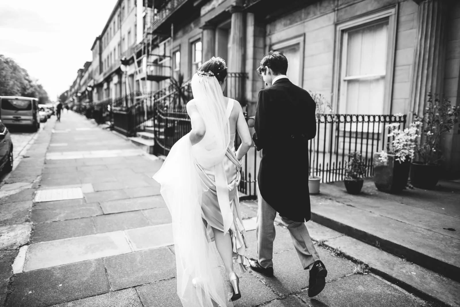 0291-LISA_DEVINE_PHOTOGRAPHY_ALTERNATIVE_WEDDING_PHOTOGRAPHY_SCOTLAND_THE_NEW_CLUB_CANONGATE_CHURCH_WEDDING_EDINBURGH.JPG