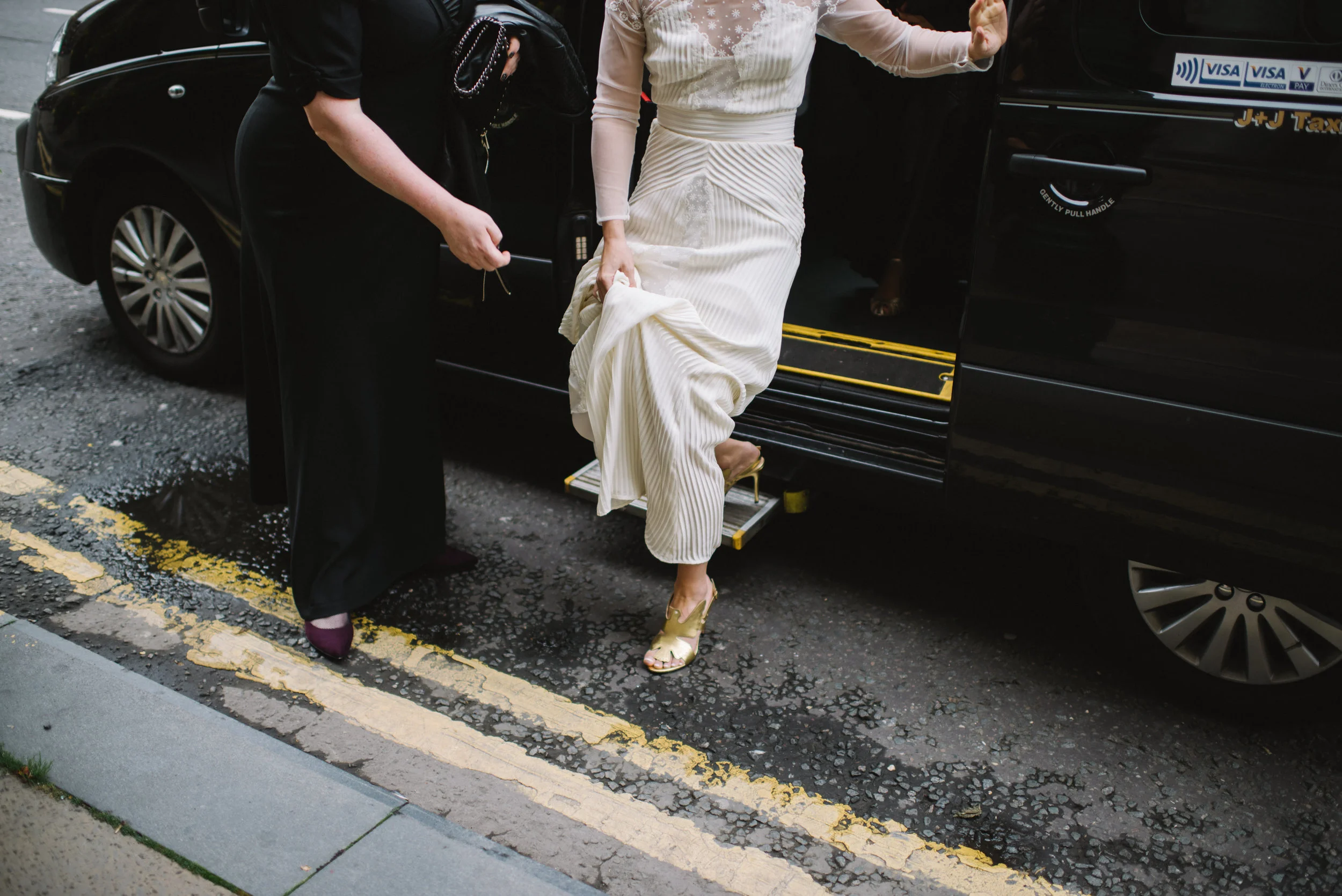 0015-LISA-DEVINE-PHOTOGRAPHY-ALTERNATIVE-WEDDING-GLASGOW-CITY-WEDDING.JPG