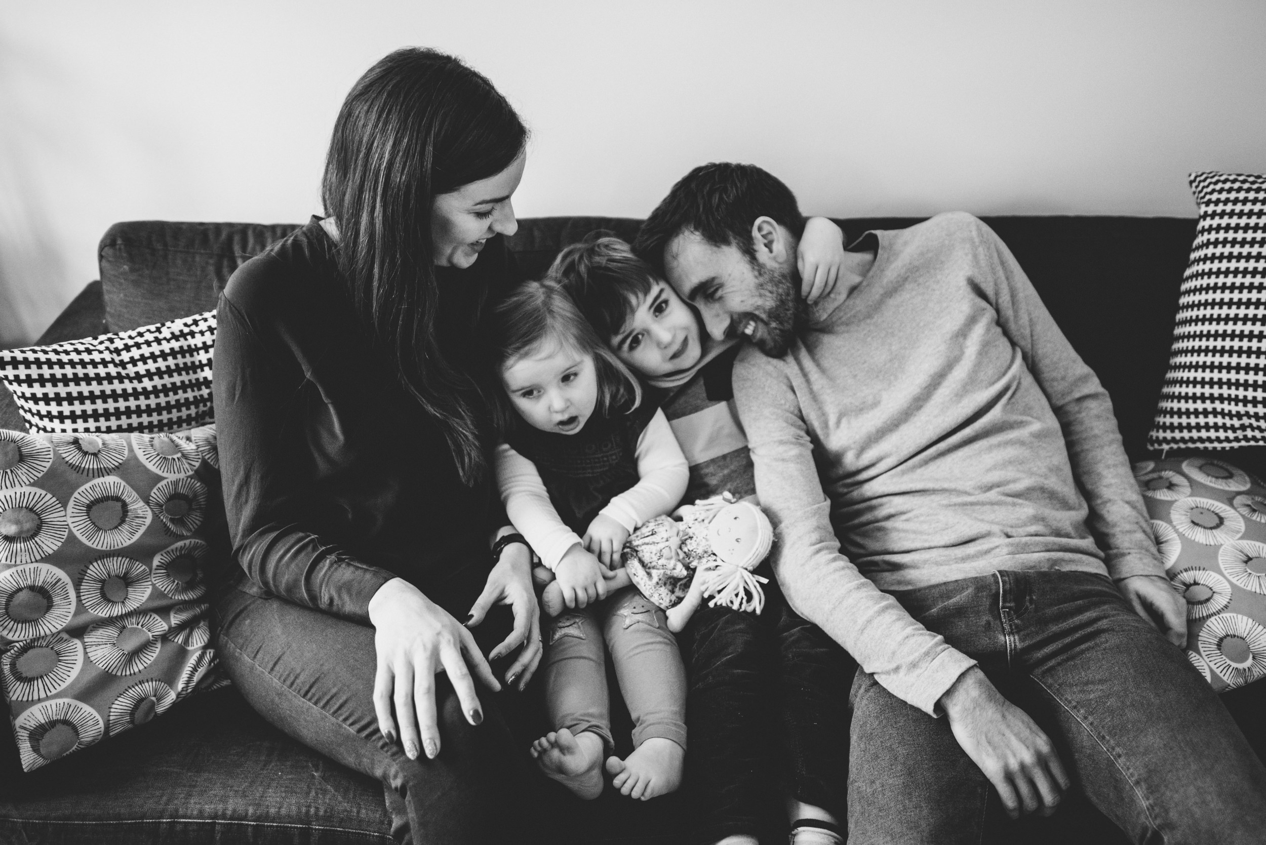 0045-alternative-portrait-families-kids-children-photographer-scotland-glasgow-6370.jpg