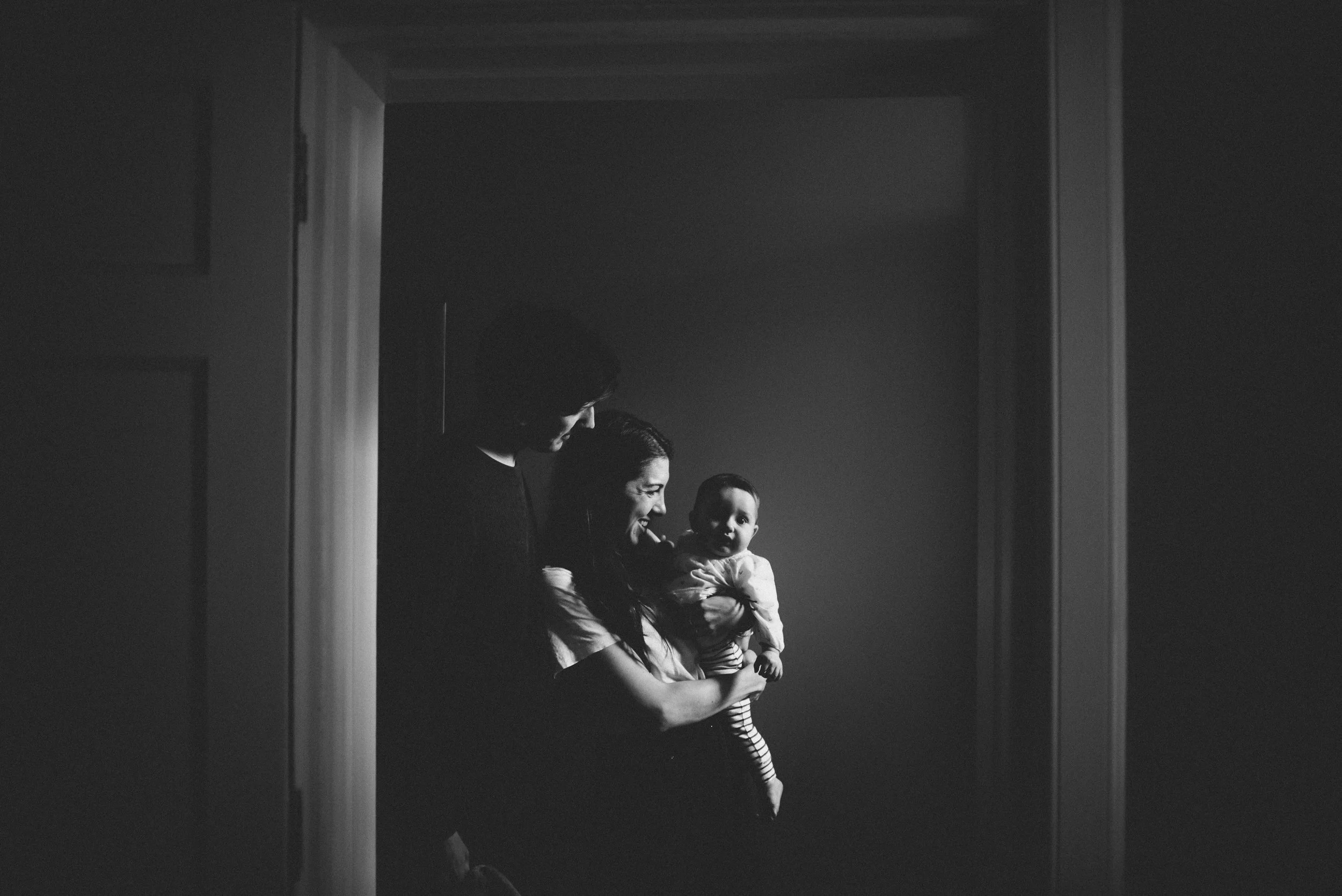0148-FAMILY-PHOTOGRAPHY-GLASGOW-NATURAL-FAMILY-KIDS-PORTRAITS-GLASGOW-EDINBURGH-SCOTLAND.JPG